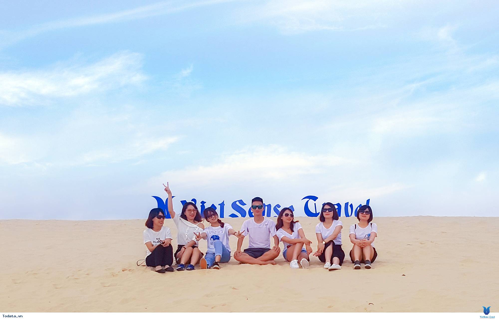 Biển Nhật Lệ - Viếng Mộ Đại Tướng Võ Nguyên Giáp - Động Thiên Đường - Bãi đá Nhảy - Ảnh 1